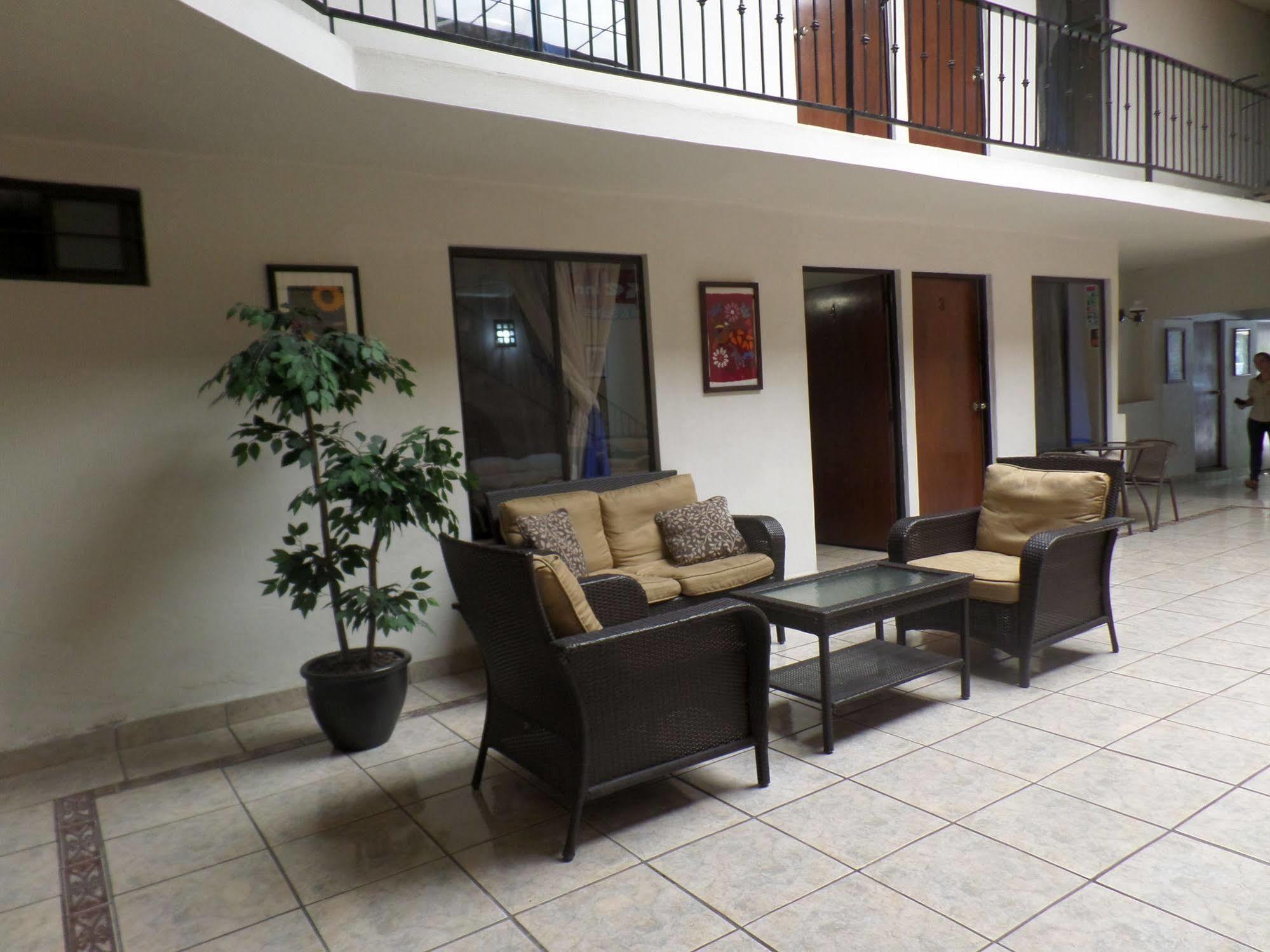 Uke Inn Hotel & Suites Xamaipak Tuxtla Gutiérrez Eksteriør billede